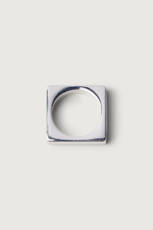 SQUARE RING