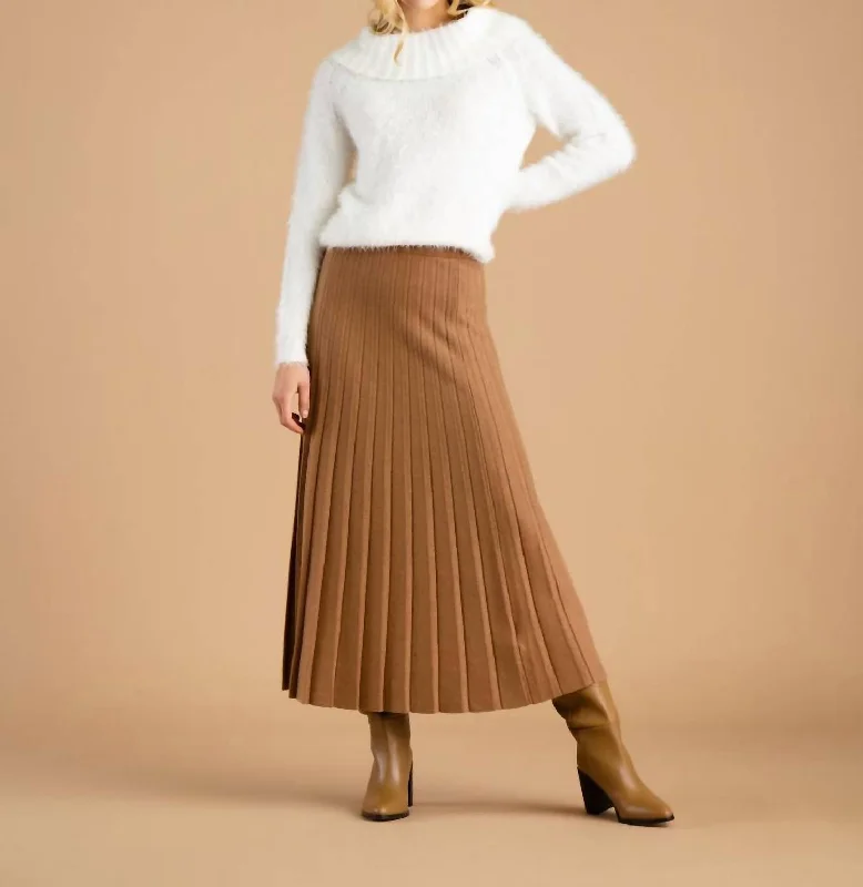 Pleated Long Skirt In Camel